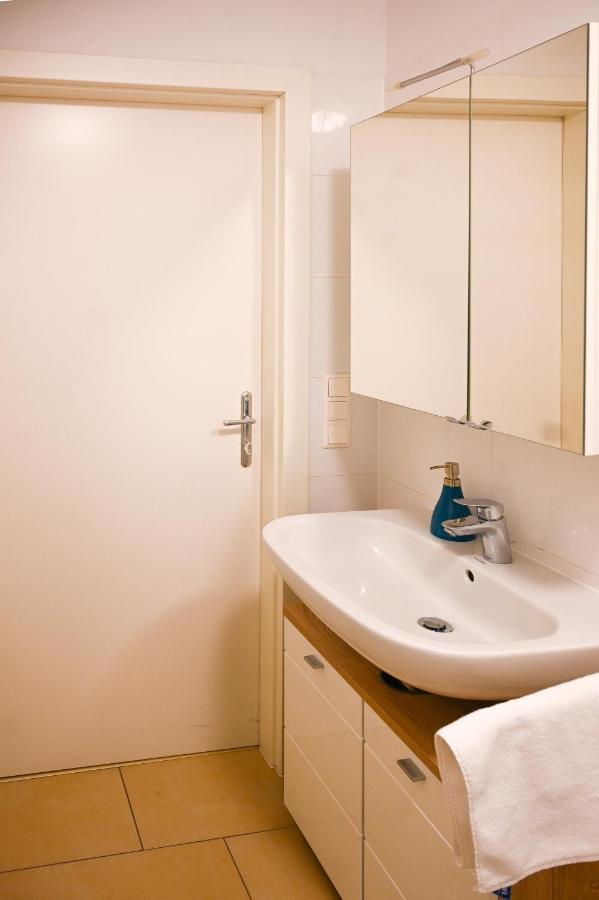 Hideaway Suite Danube Canal Vienna Esterno foto